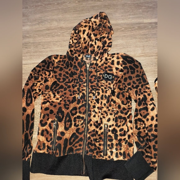 Dolce & Gabbana Leopard Print Bomber Jacket - Picture 8 of 8